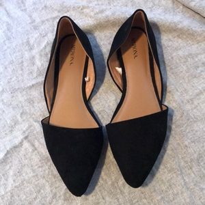 Black point toe, open side flats